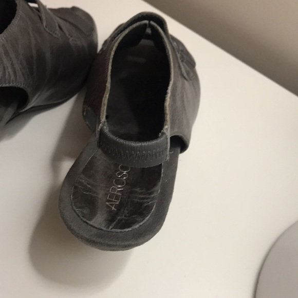 Aerosoles Satisfaxtion Grey Heels Size 8 - Picture 7 of 9